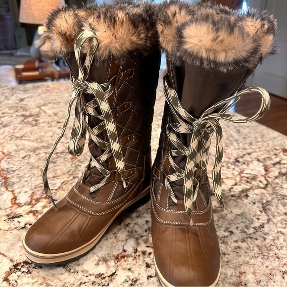 Bass women’s snow winter fur boots lace up water resistant warm - Picture 2 of 8